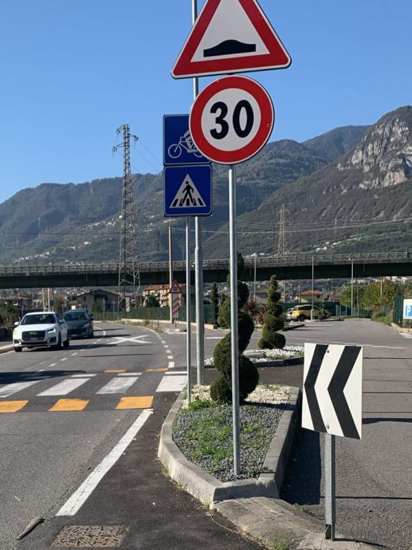 (C0 68) Marciapiede a raso – Pisogne (BS)