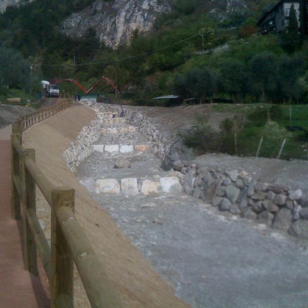 (C0 76) – REGIMAZIONE IDRAULICA SOGLIE DI FONDO E NUOVO PERCORSO PEDONALE  - LIMONE SUL GARDA (BS)